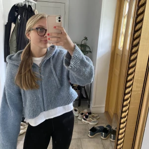 Stickad kofta zara - Så snygg stickad kofta från zara! helt slutsåld💕💕