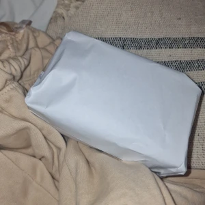 Paket - Uv lampa, less but better och pure white. Oanvända och helt nya🥰