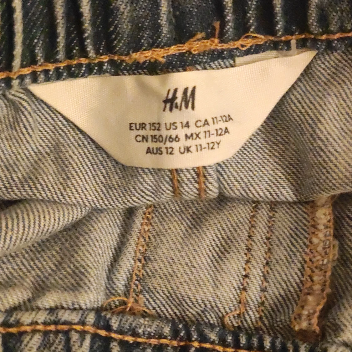 Det är jätteskönt och man kan röra sig i dom det är inte kallt  - 91