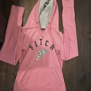 Arcombie & fitch hoodie  - Säljer denna hoodie pga att den inte får någon användning. Bra skick 