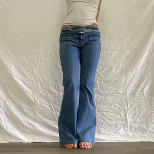 Lågmidjade jeans - Så snygga unika jeans i storlek xs-s midjemått: 75 cm