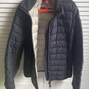 Parajumper - Höst/vår jacka i storlek S