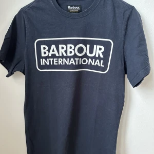 Barbour, T-Shirt, Strl S - Fint skick.