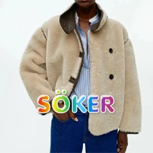 Jacka  - Söker denna arket jacka, kan betala bra!💗Strl S/M