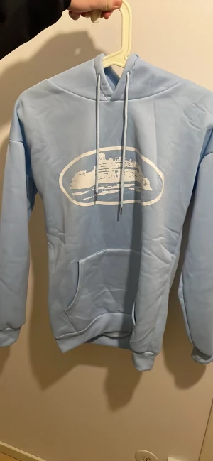 corteiz hoodie - Cortiez hodie baby blue är en kopia, helt nya säljer den för den var för liten 