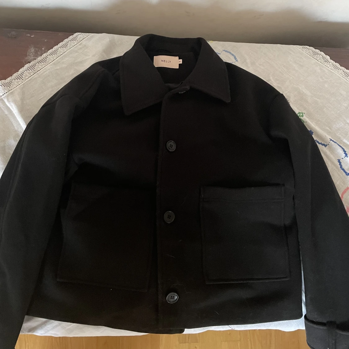 Svart kort kappa  - 91