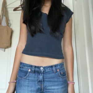 Söt topp 🥹🥹 - Basic men söt topp som passar till allt😘