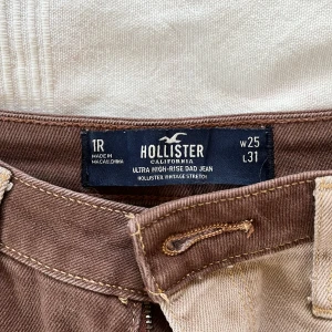 Hollister jeans  - Säljer dessa från hollister, använda fåtal gånger.