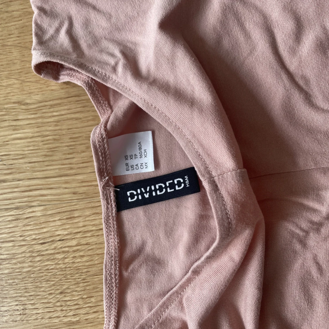 Fin Crop Top i puderrosa färgen - 91