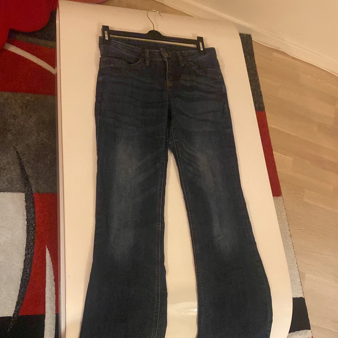 Låg midjade byxor från bikbok  - 91