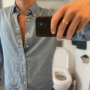 Jeansskjorta bläck - Endast använd en gång! 