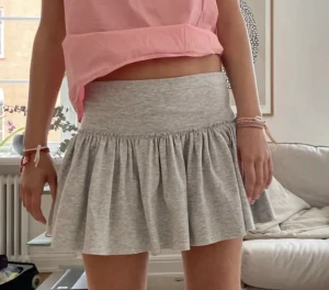 Brandy Melville Kjol - Säljer denna superfina kjol från Brandy🙌🏻💕