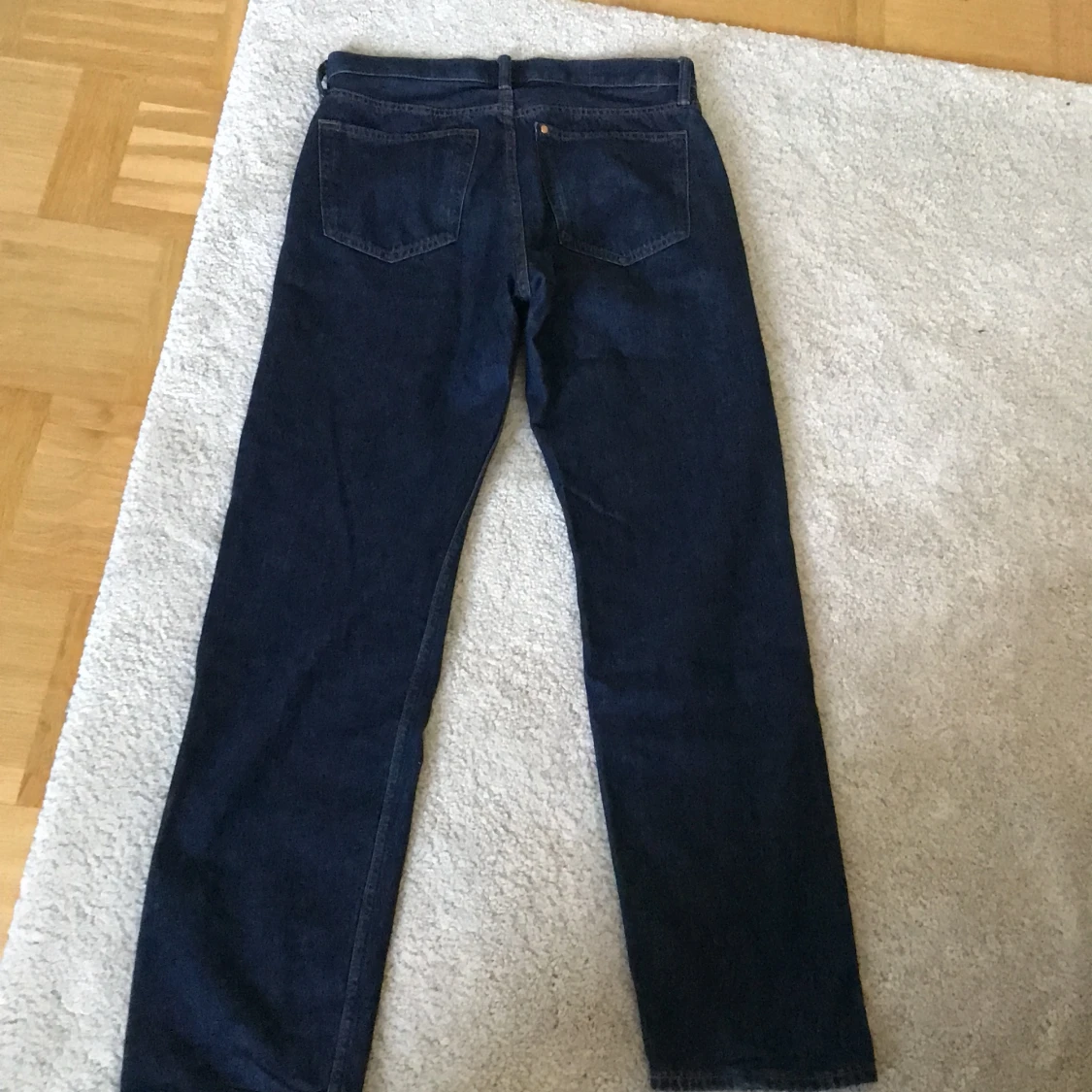 Jeans mörkblå 30/32 - 90