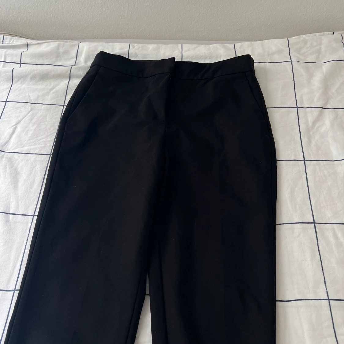Svarta kostymbyxor från zara  - 90