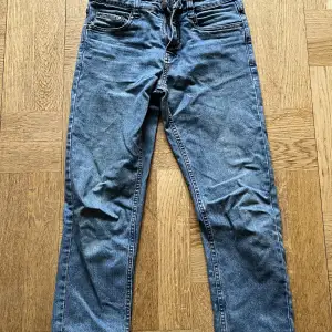 Resteröd jeans Waist 29 length 32 