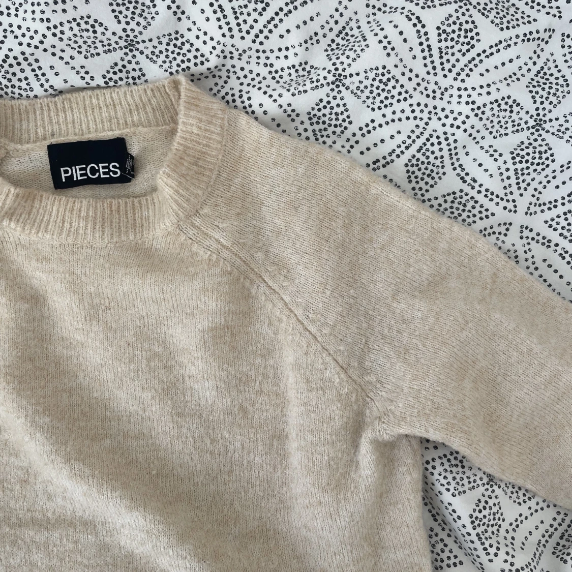 Stickad tröja  - 90