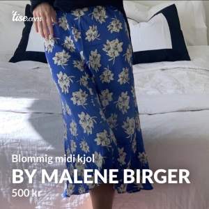 Super fin vår/sommar kjol ifrån By Malene Birger.  Aldrig använd och i super bra skick.  Storlek 34