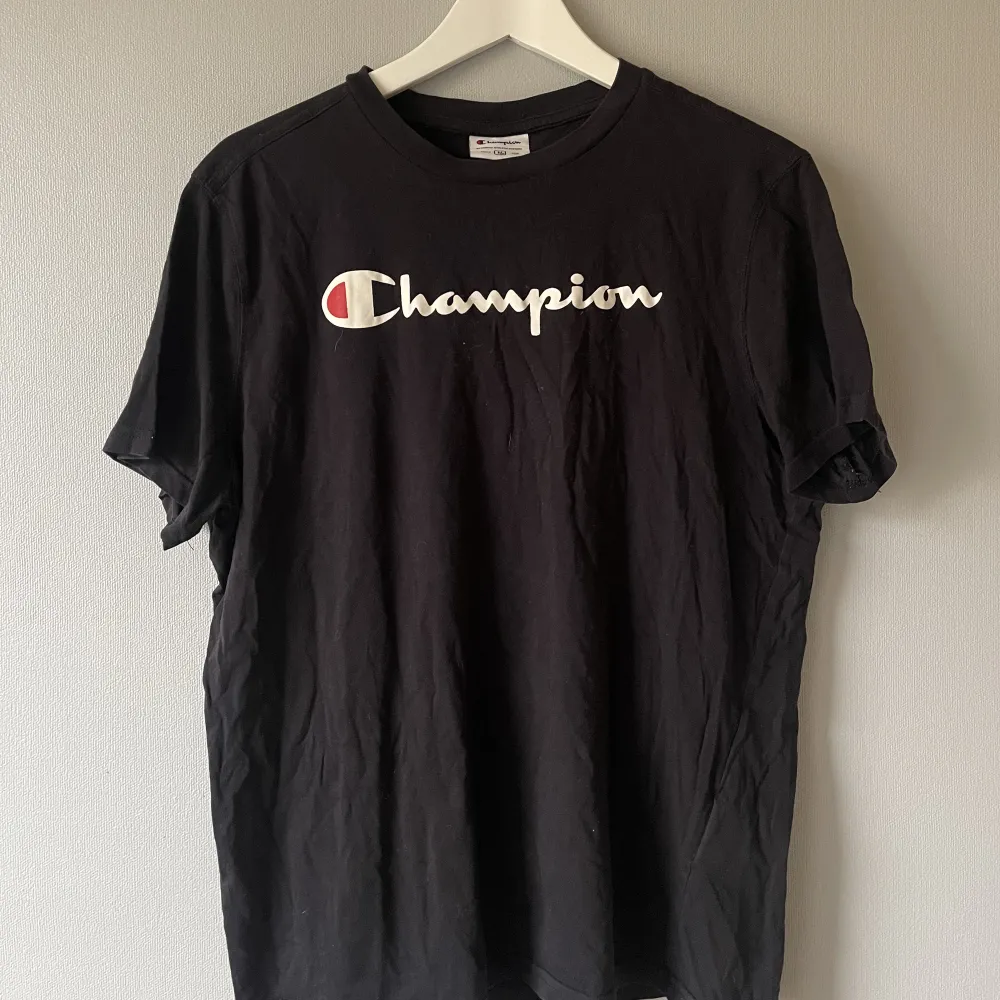 T-shirt champion . T-shirts.