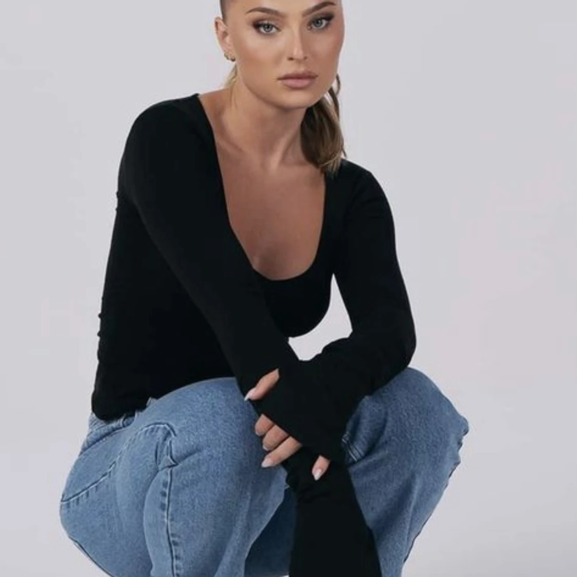 A-design svart långärmad