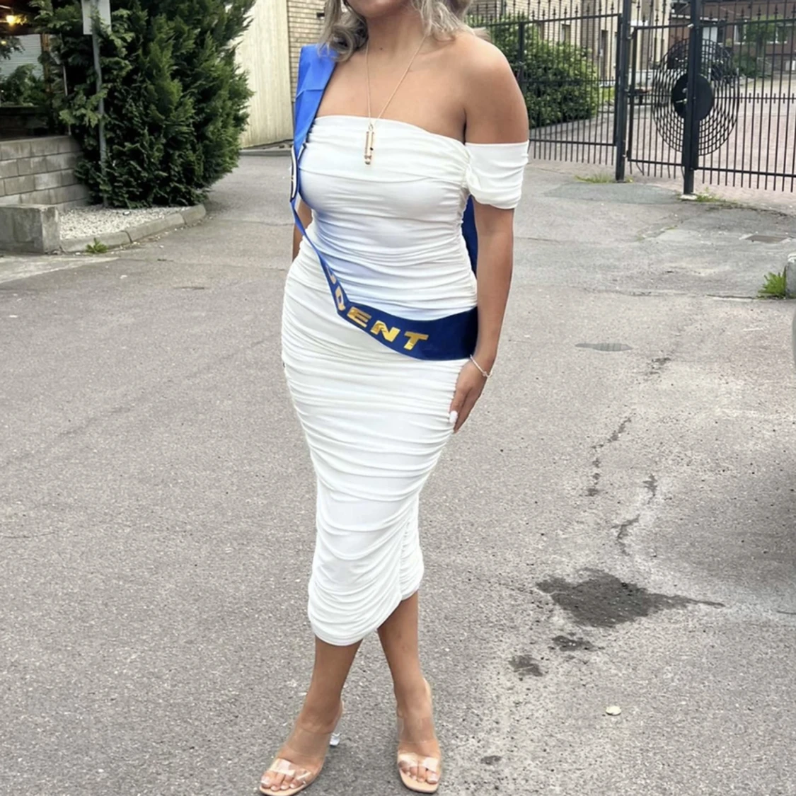 Vit mid klänning - 90