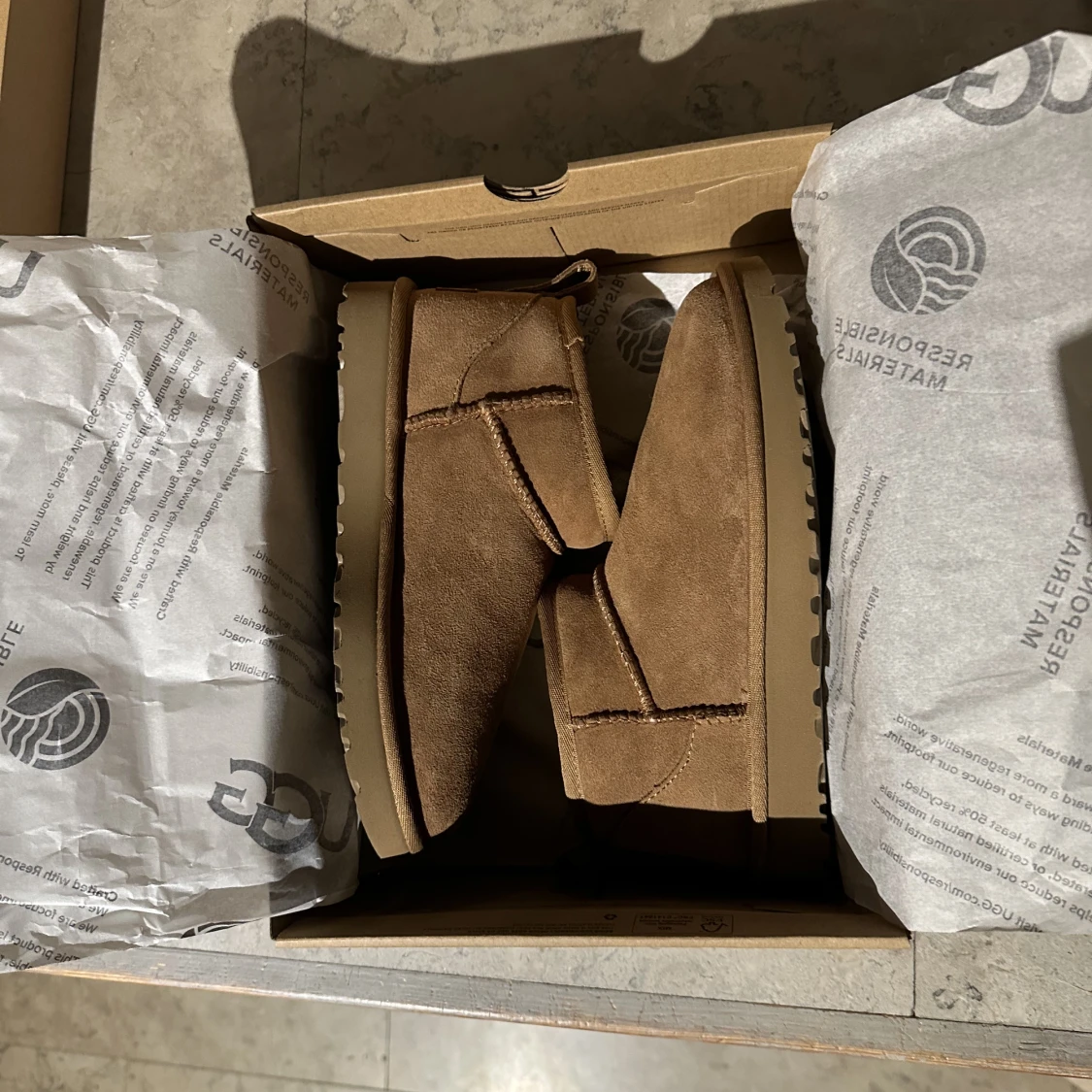 Ugg Classic ultra mini  - 90