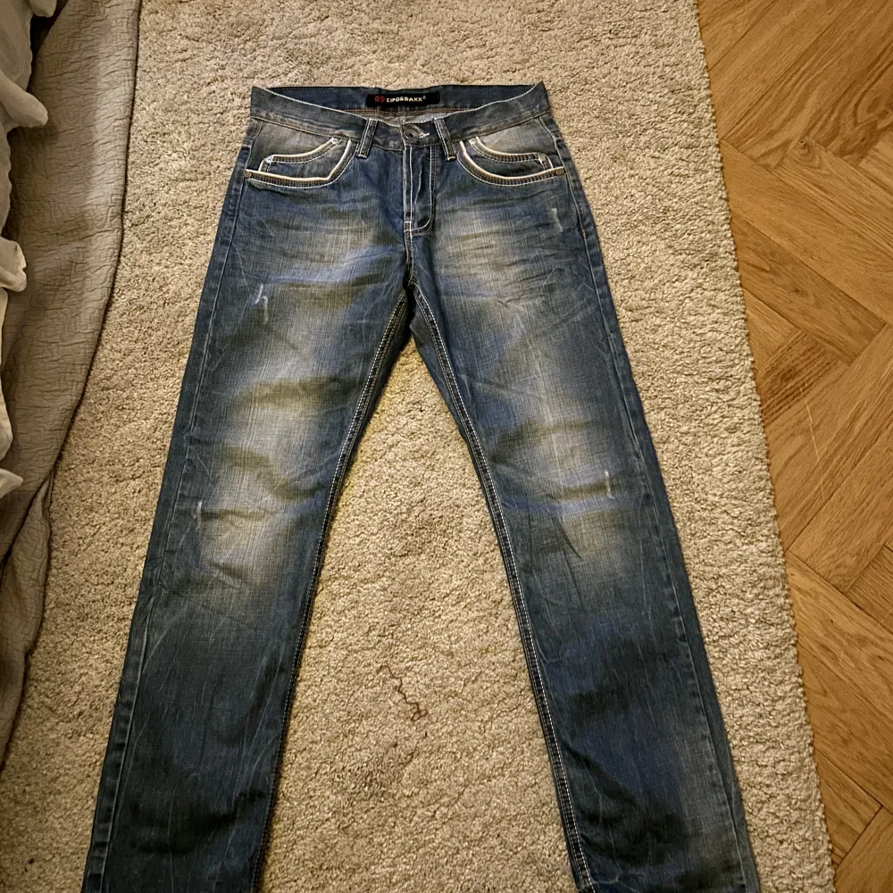 Feta jeans  Lika Replay  Märke: Cipo baxx Storlek w:28 l :30. Jeans & Byxor.