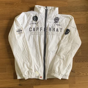 Geografical norway jacka - Säljer den då den förstor :(