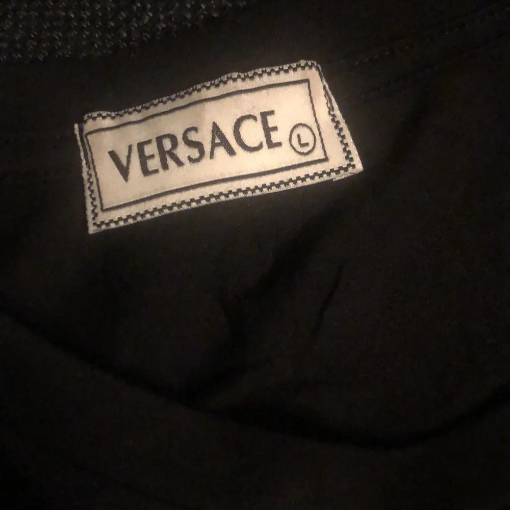 Versace t-shirt. T-shirts.