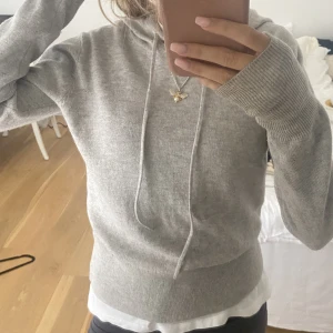 Kashmir hoodie  - Kashmirblandning hoodie från rosemunde💓 frakt: 66