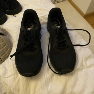 Tränings skor  - Använder ej 