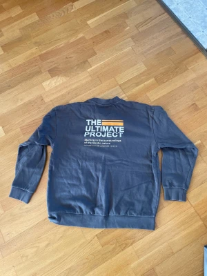 oversized sweater - Oversized sweater som har använts väldigt lite