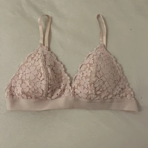 Brallate - Superfin brallete oanvänd💋