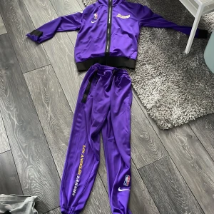 Lakers dress strl S - Som ny, använd 2 gånger & i perfekt skick. 
