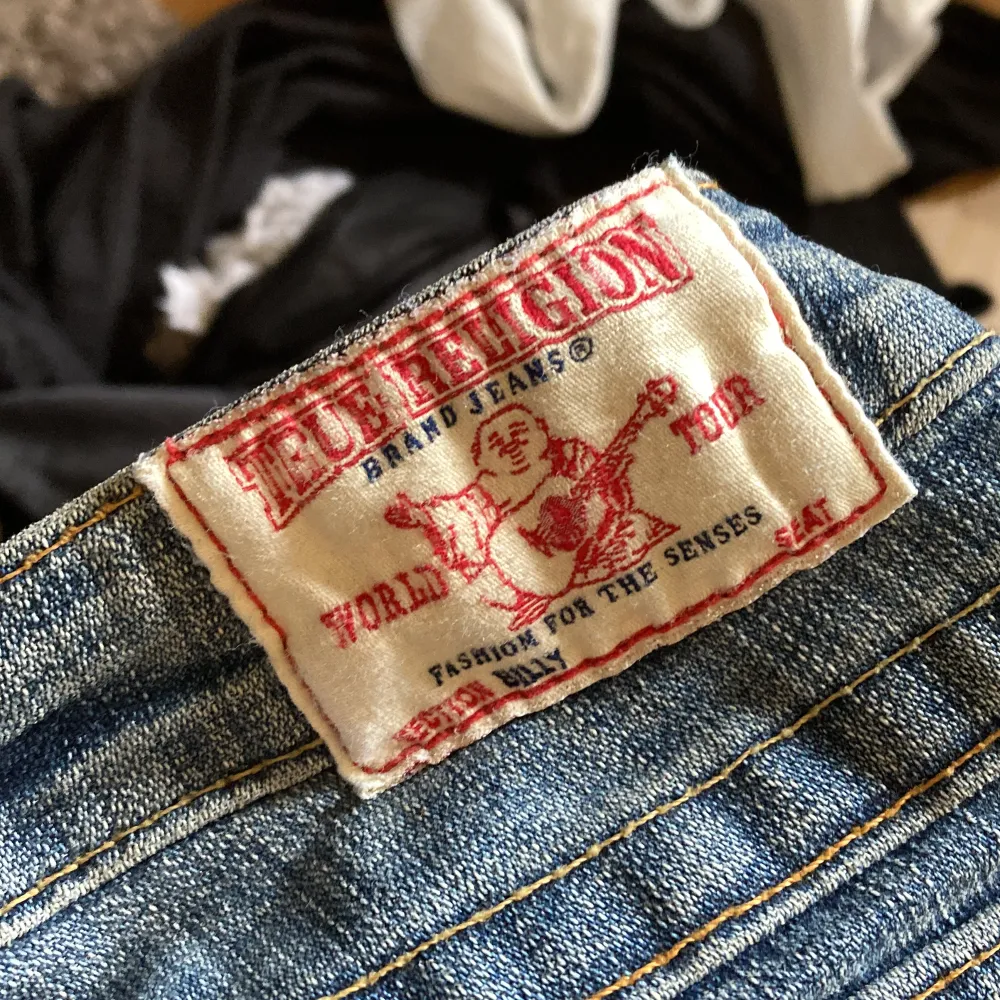 Jätte fina lågmidjade jeans från true religion!🤍 Inga defekter.. Jeans & Byxor.