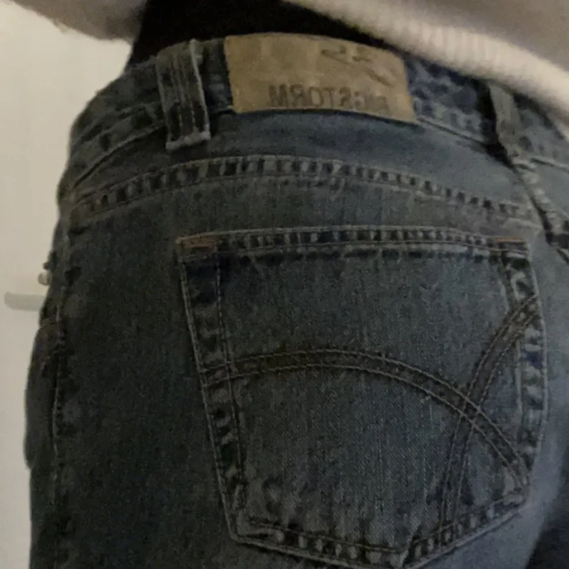 raka/utsvängda jeans - 90