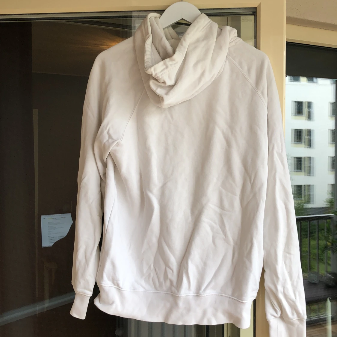 Huvtröja från Gant - 90