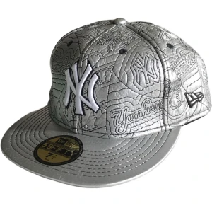 Silver NY Yankees Keps - .