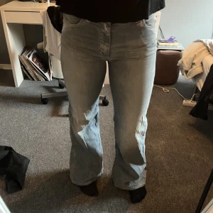 Jeans  - Jeans från denimbirds i mycket bra skick, säljer eftersom jag inte får någon användning av dom💗💗