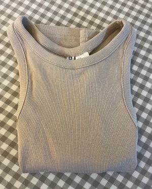 Sommarlinne - Beige linne från H&M, aldrig använt.
