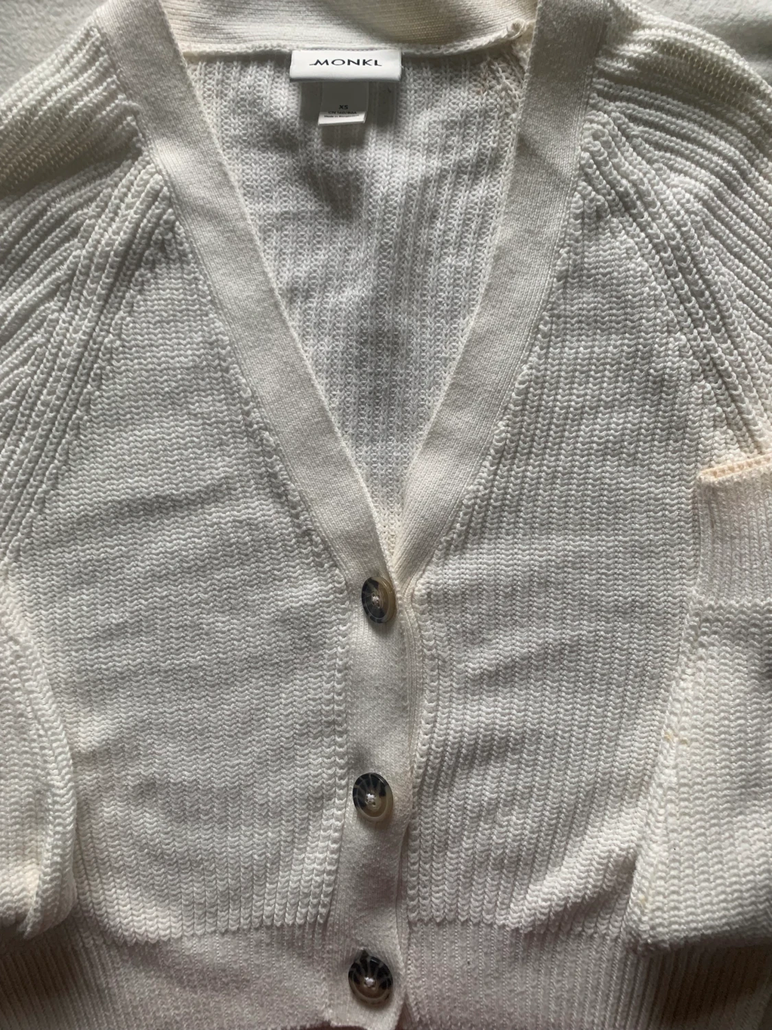 Vit stickad kofta - 90