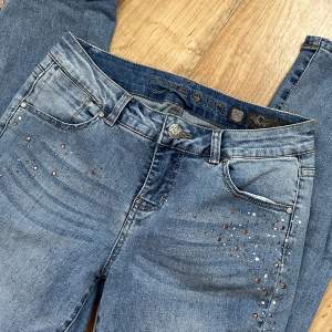 Snygga jeans i storlek 29🩵