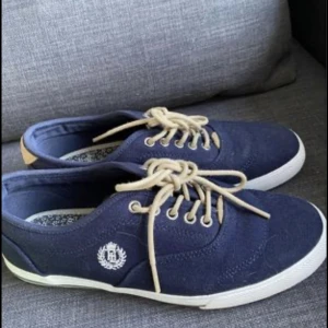 Henry Lloyd skor - Strl 38, endast anv fåtal gånger.