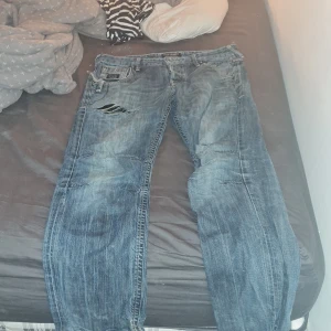Rippade jeans - Fint skick