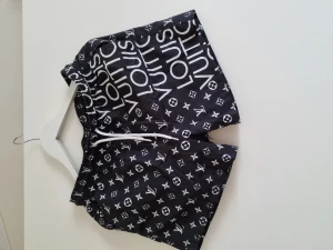 Badshorts - Nästintill oanvända.