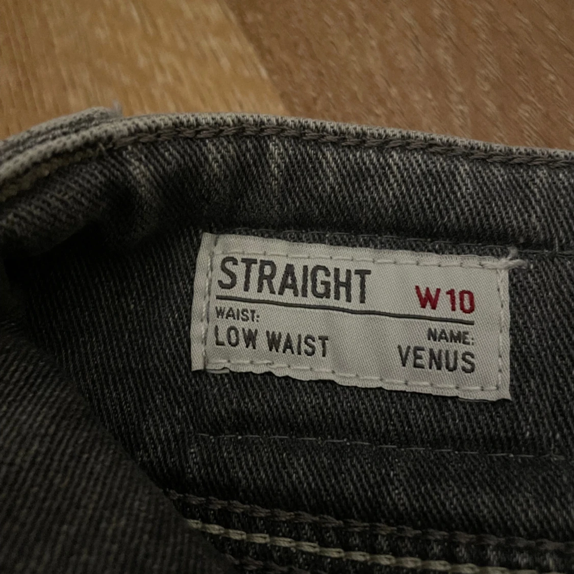 lågmidjade jeans  - 91