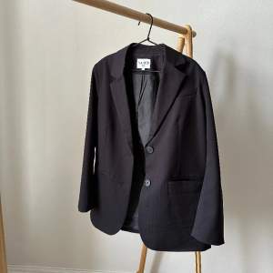 Oversize blazer/kavaj från Na-kd.