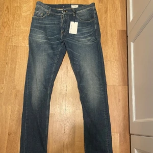 Tiger of Sweden jeans  - Helt nya Tiger of Sweden jeans  Modell PISTOLERO  32/34 slim Ny pris 1 699 kr Säljer pågrund av att min kompis har likadana  