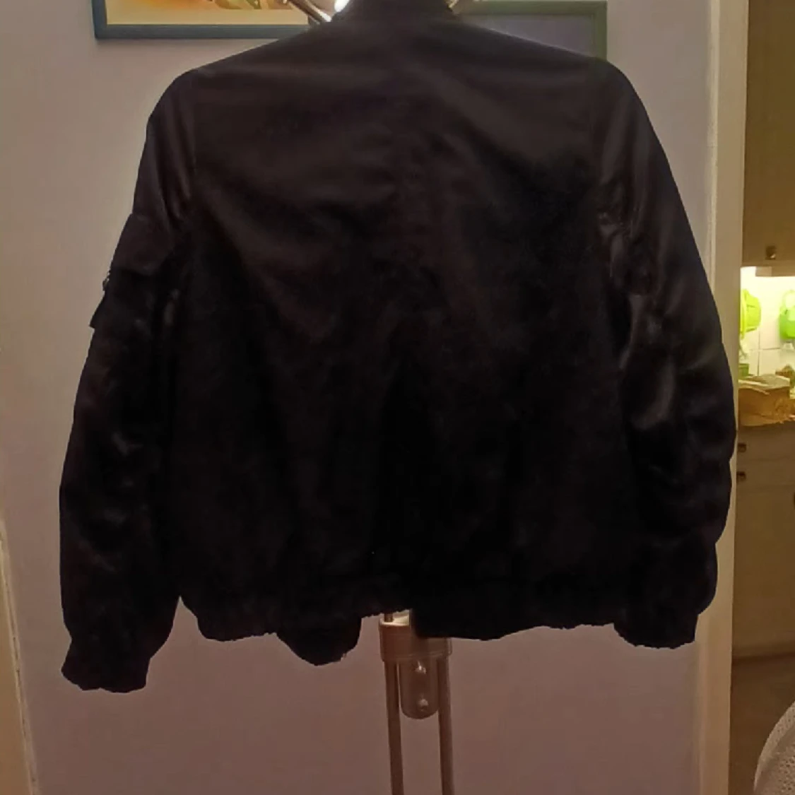 Ny h&m bombar jacka  - 90