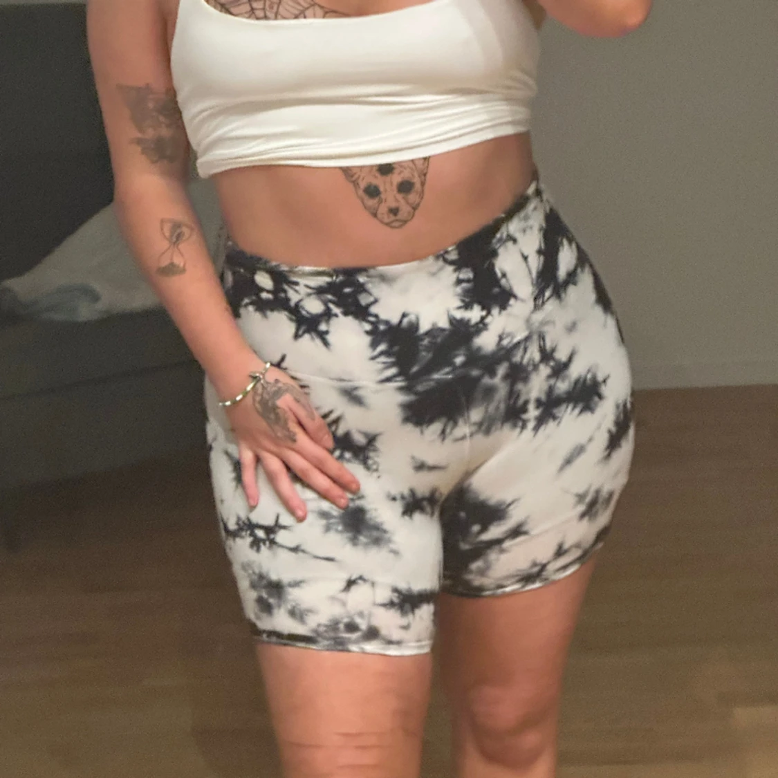 Spräckliga cykelbyxor vit & svart