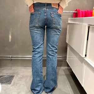 Levi’s jeans  - Säljer dessa super snygga jeans från levis 